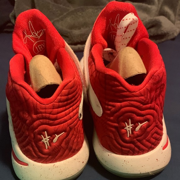 Shoes - Picture 4 of 4